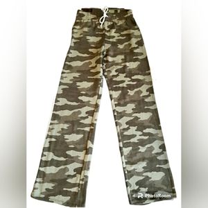 SO “The Lounge Life” Camo Sweatpants (NWOT!)